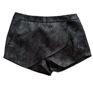 Express Womens Gray Metallic Skort Shorts Size 4